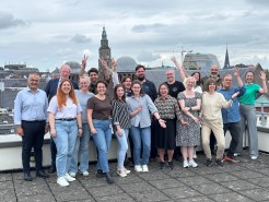 Gruppenbild des Teams UrbCitizenPower auf einer Dachterasse in Groningen
