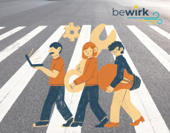 Gezeichnete Figuren, die einen Laptop, einen Schraubenschlüssel und eine Glühbirne tragen, gehen über einen Zebrastreifen.